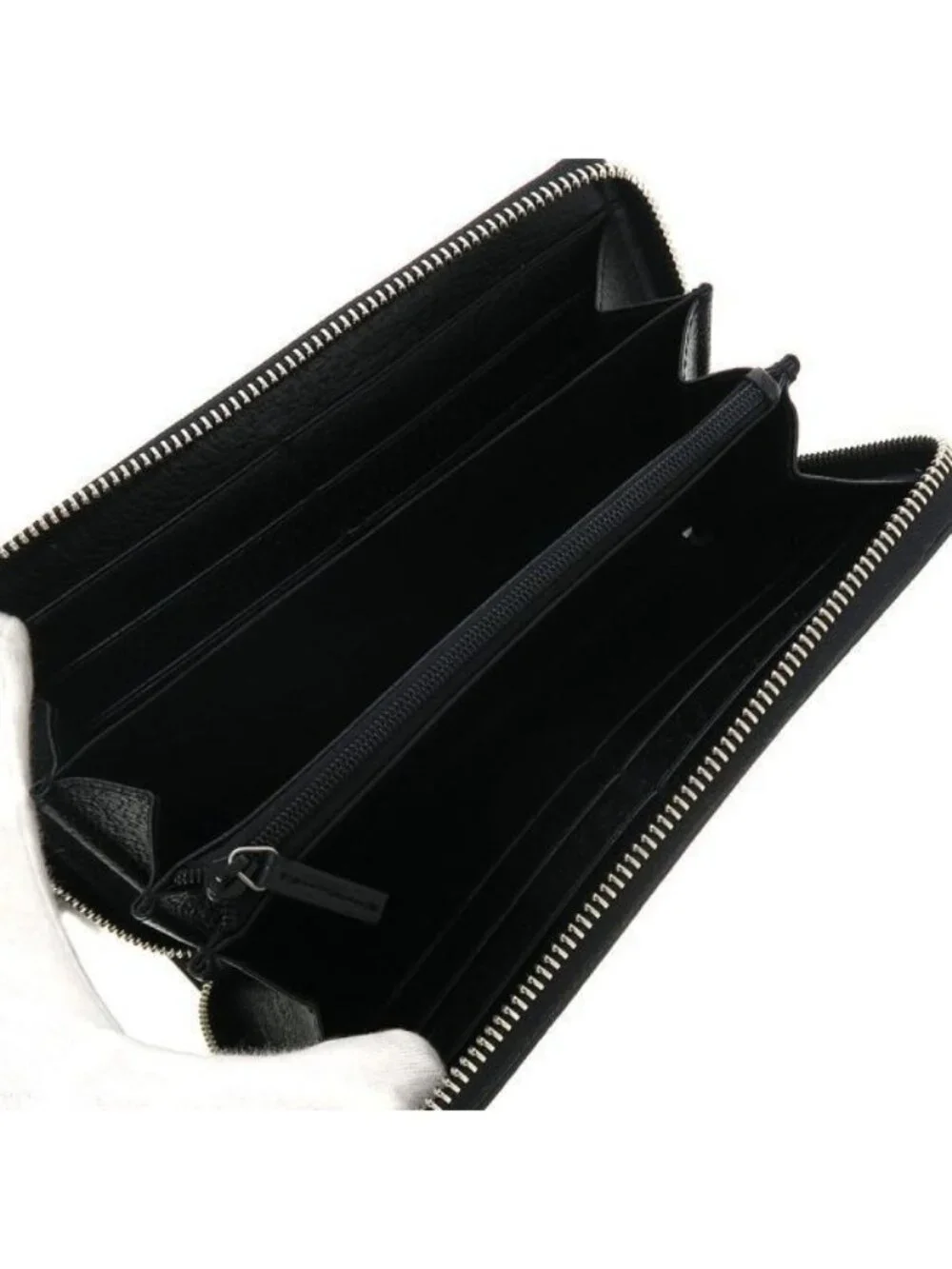 Gucci Off the Grid Zip Around Wallet - Picture 2 of 9